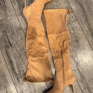 Zendaya brand tan suede knee high boots size 7